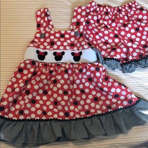 Disney Minnie Mouse Polka Dot Smocked Dress Shorts